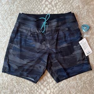 Lululemon Men’s El Current Short 9” Lined size 38 Navy Camo NWT